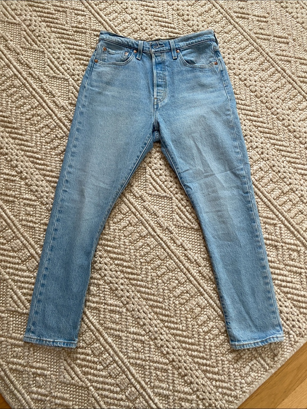 Levi's 501 light blue denim skinny jeans with gold stitching